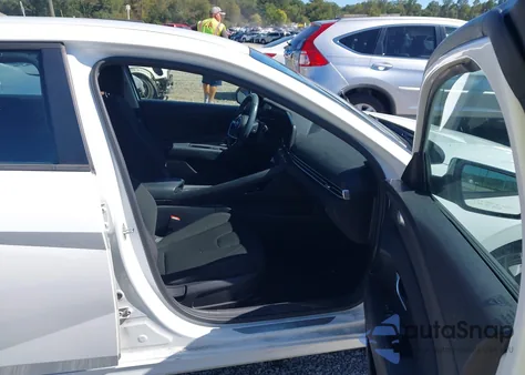 2023 Hyundai Elantra Sel from USA, damaged, VIN 5NPLS4AG3PH113819